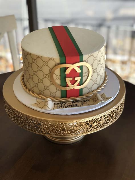 gâteau gucci|gucci cake ideas.